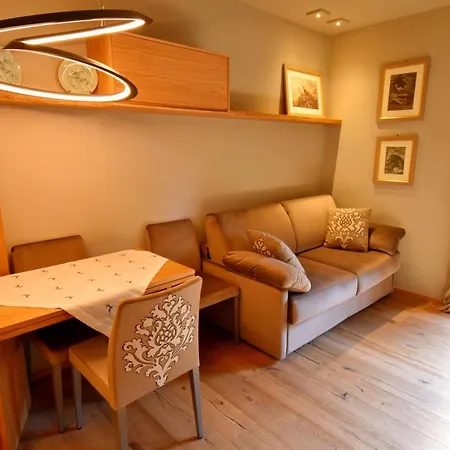 Design Donegani Apartment Appartamento Madonna