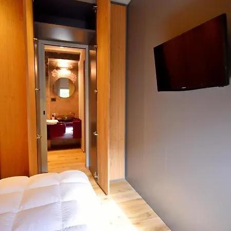Design Donegani Apartment